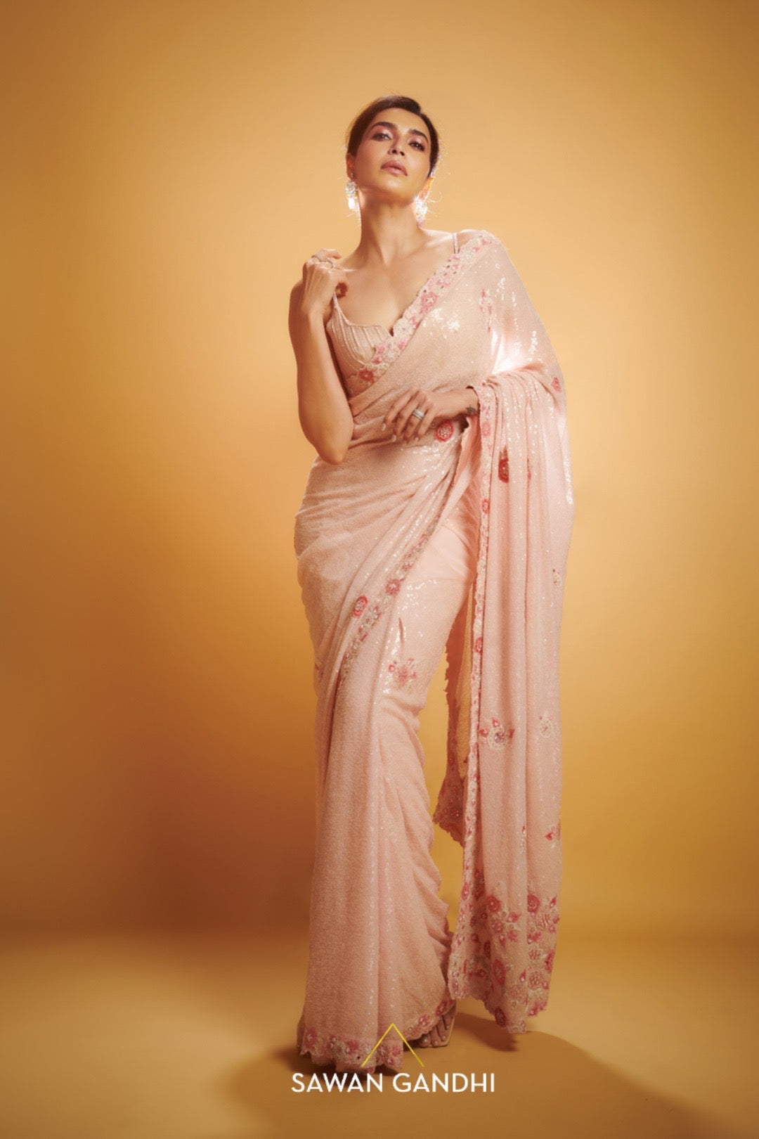 Peach Embroidered Saree Set Design by Seema Gujral at Pernia's Pop Up Shop  2024